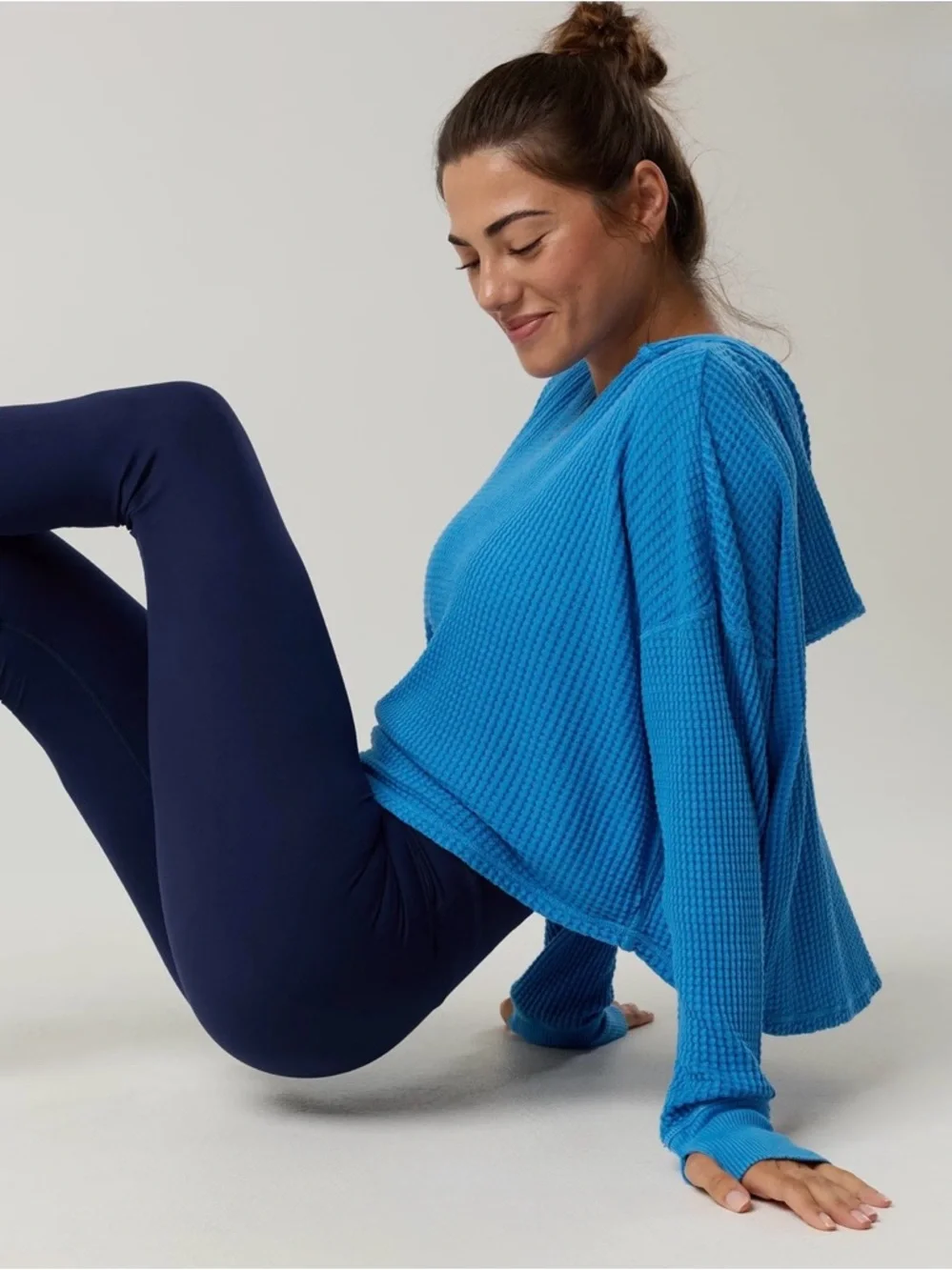 Aerie Offline Sky Blue Wow! Waffle Oversized Cropped Hoodie Size Medium - Picture 2 of 10